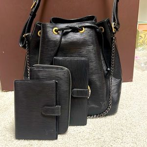 Authentic Louis Vuitton black EPI leather bundle 4pc